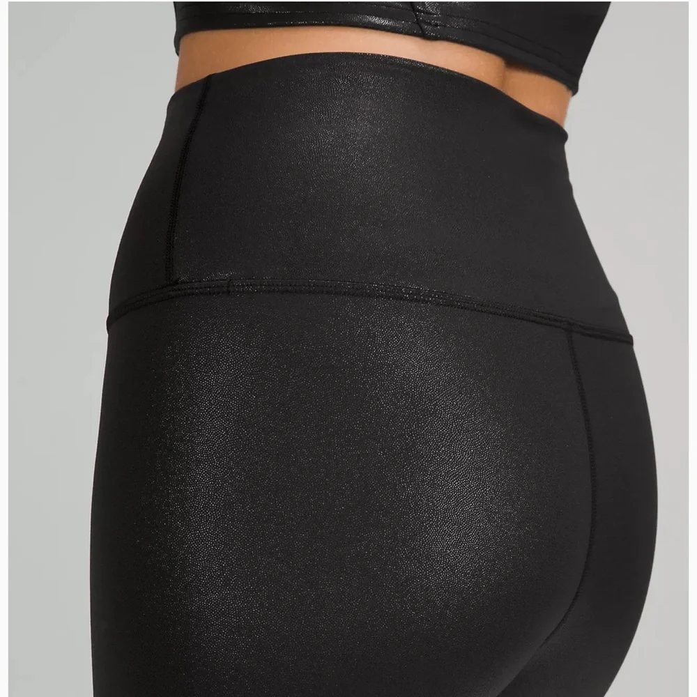 Wunder Train High-Rise Tight 25"
Foil - Picture 5 of 8